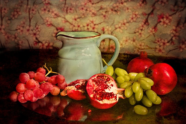 still-life-562357_640